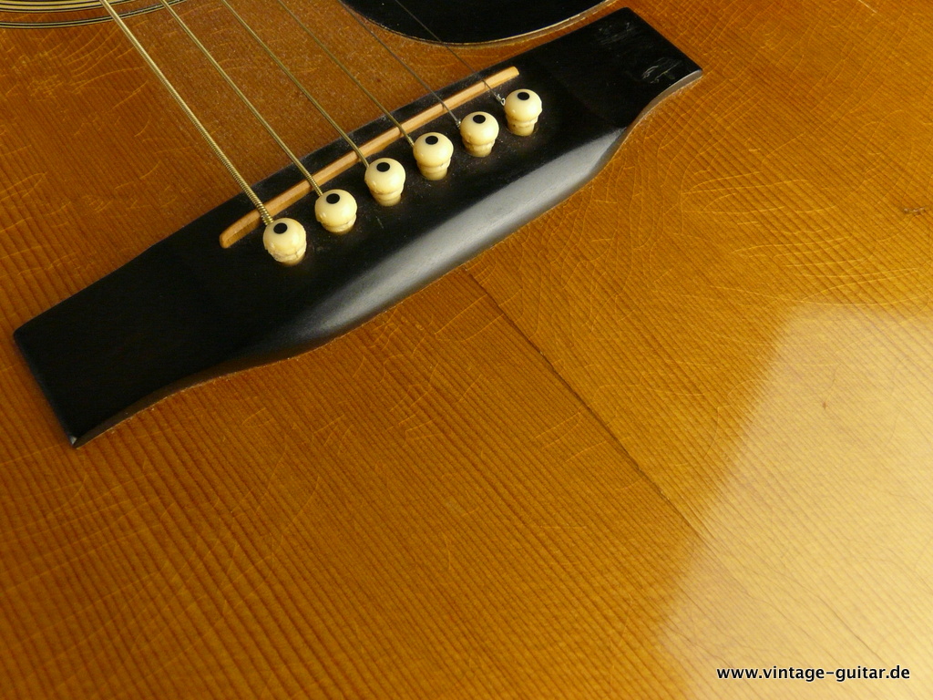 Martin-D-28-1977-013.JPG