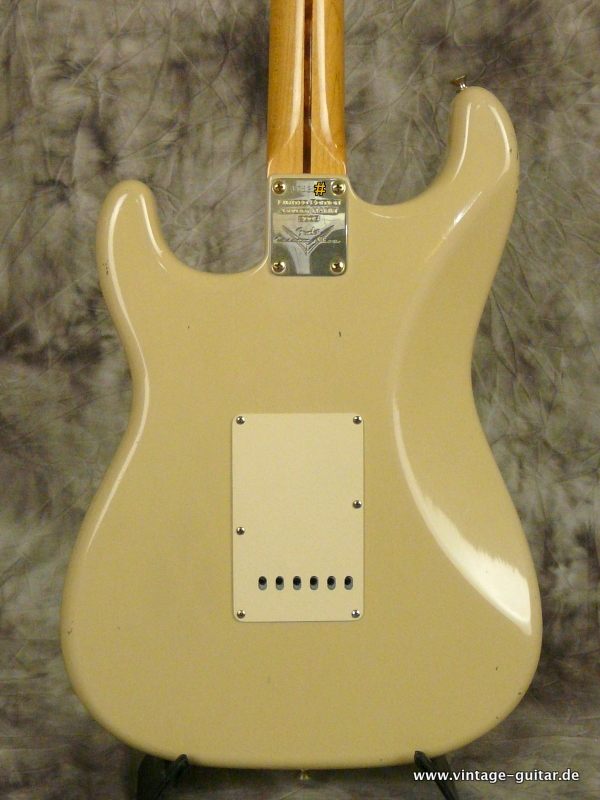 Fender_Stratocaster-56_reissue_2009_Custom-Shop-005.JPG
