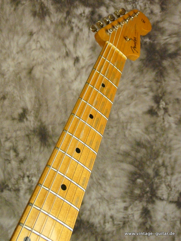 Fender_Stratocaster-56_reissue_2009_Custom-Shop-007.JPG
