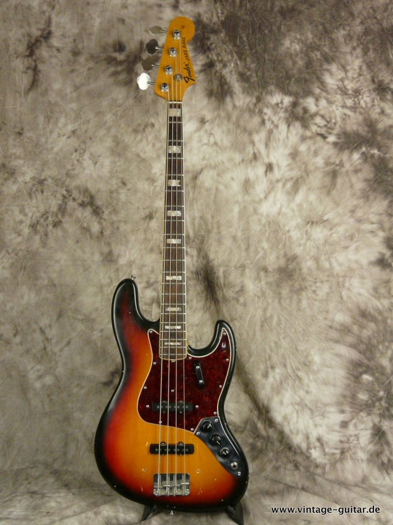 Fender_Jazz-Bass-1968_sunburst-001.JPG