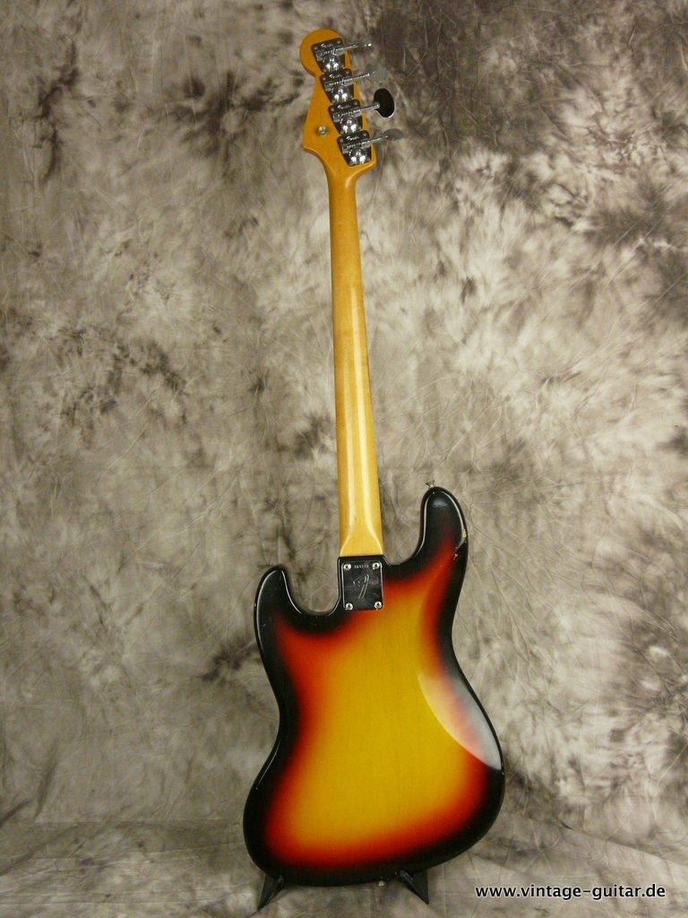 Fender-Jazz-Bass-sunburst-1966-1968-005.JPG