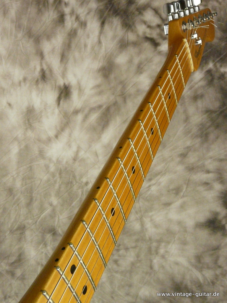 Fender_American-Standard-Stratocaster-1989-Black-008.JPG