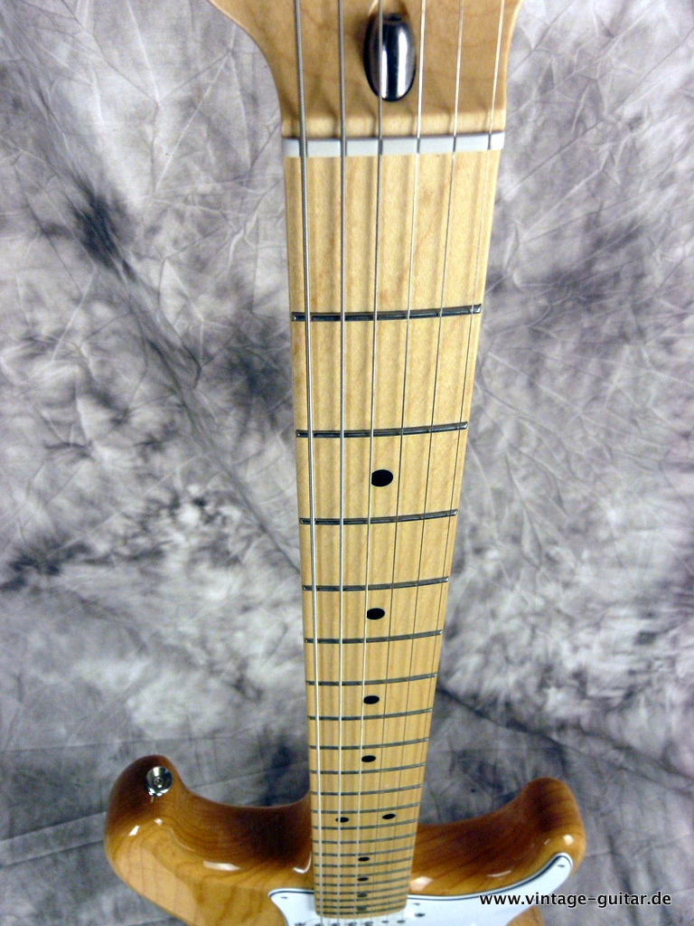 Fender-Stratocaster-70s-Reissue-Mexico-natural-007.JPG