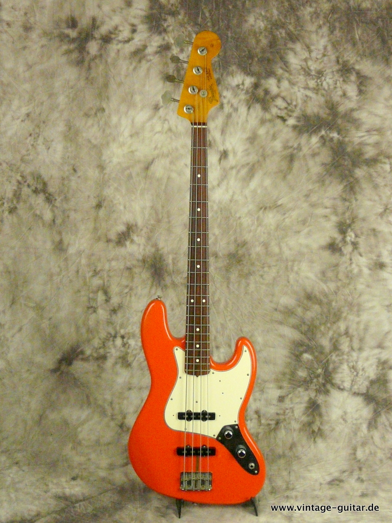 Fender-Jazz-Bass-1961-Reissue-Stack-Knobs-1992-fiesta-red-001.JPG