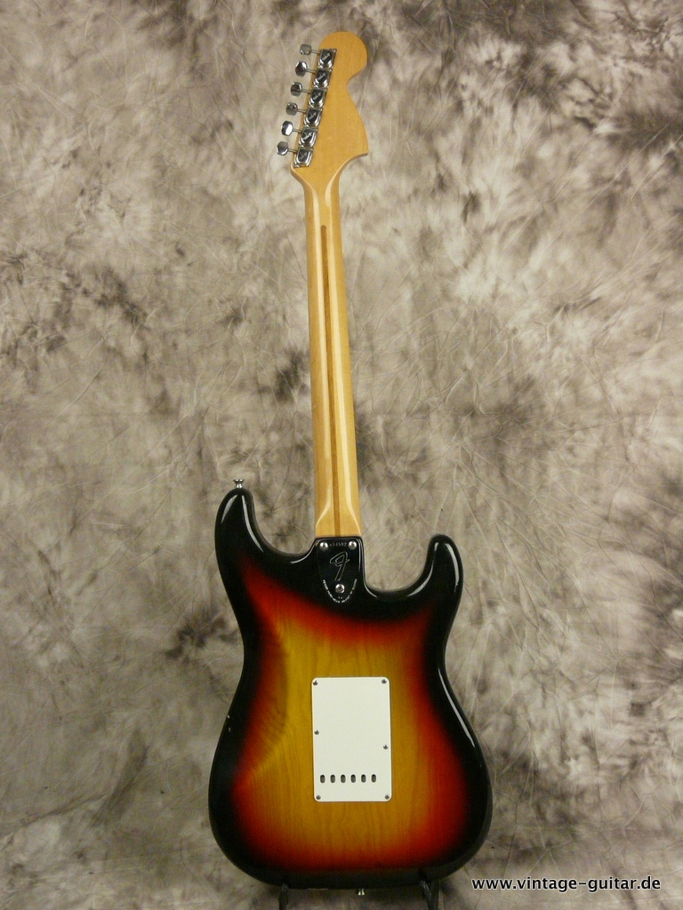Fender-Stratocaster-1975-sunburst-lefthand-003.JPG