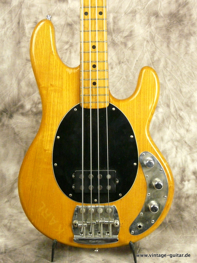 Musicman-Stingray-1978-natural-002.JPG