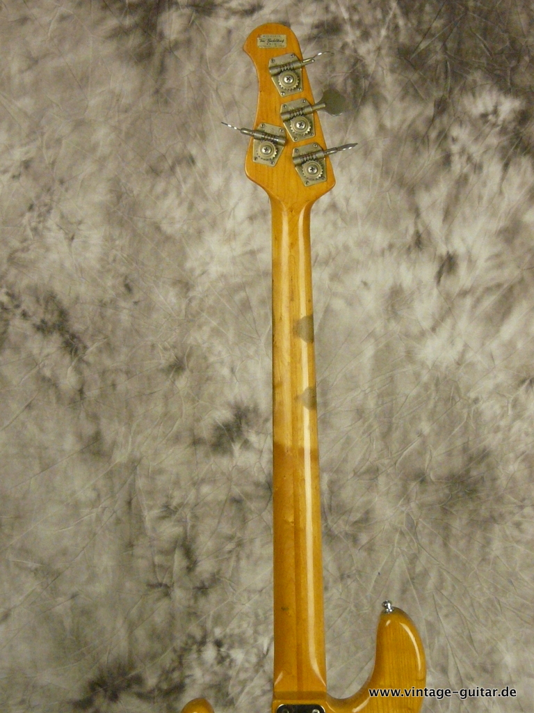 Musicman-Stingray-1978-natural-008.JPG