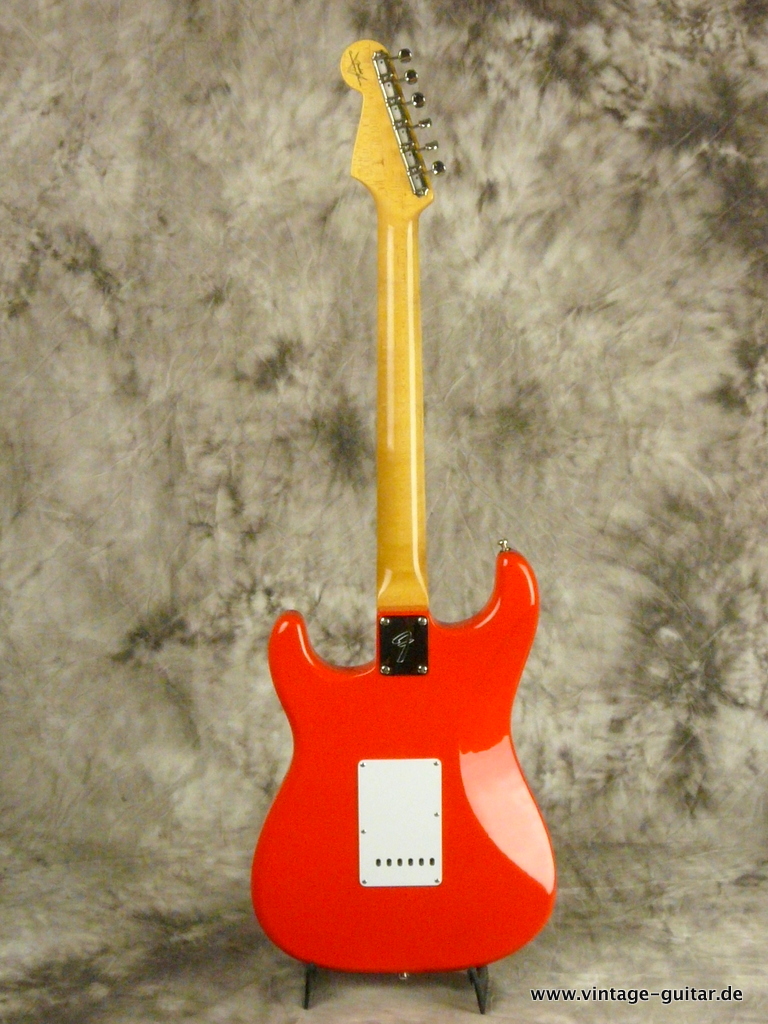 Fender-Stratocaster-Custom-Shop-fiesta-red-003.JPG