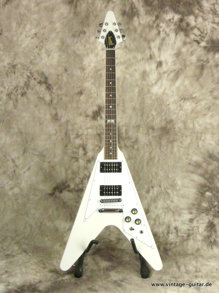 Gibson-Flying_V-2014-white-001.JPG