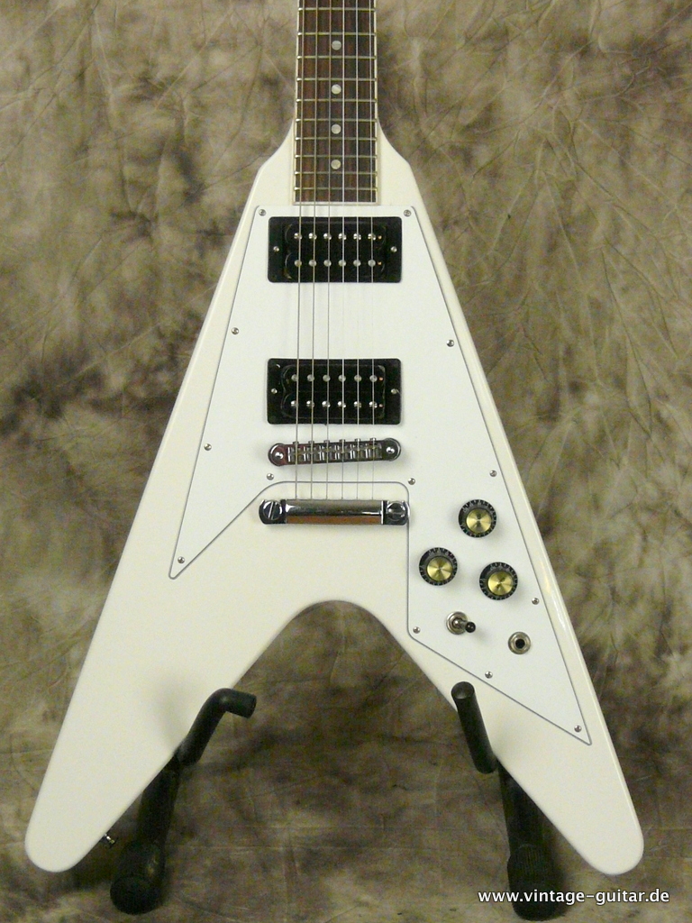 Gibson-Flying_V-2014-white-002.JPG