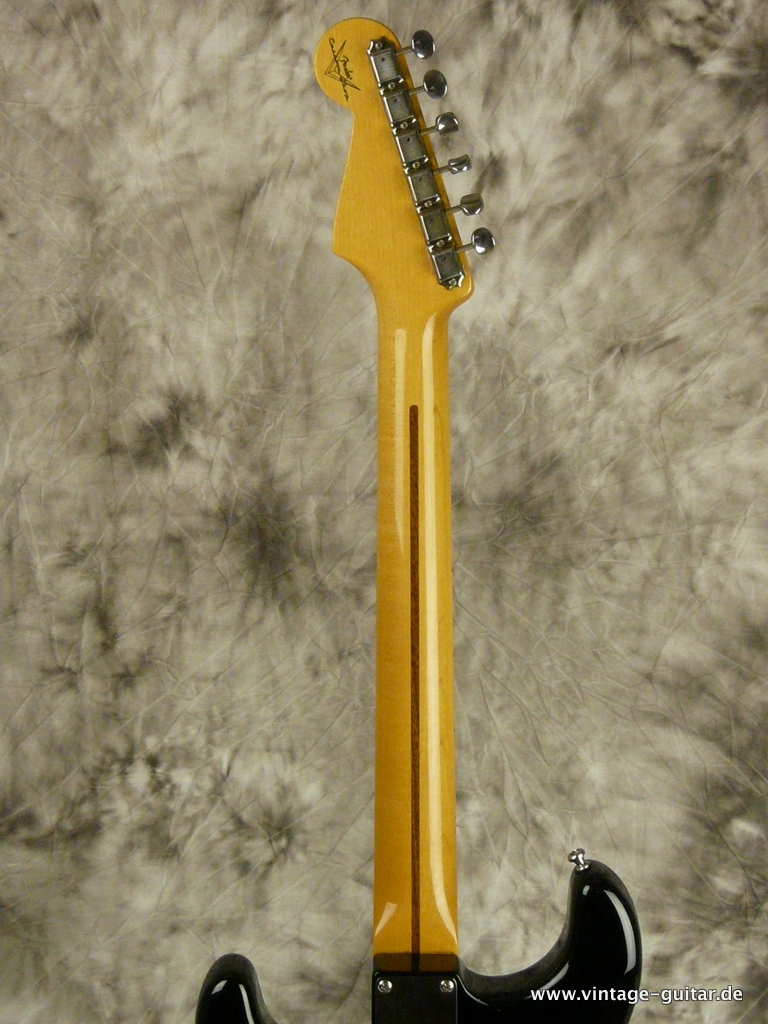 Fender-Stratocaster-David-Gilmour-black-Custom-Shop-016.JPG