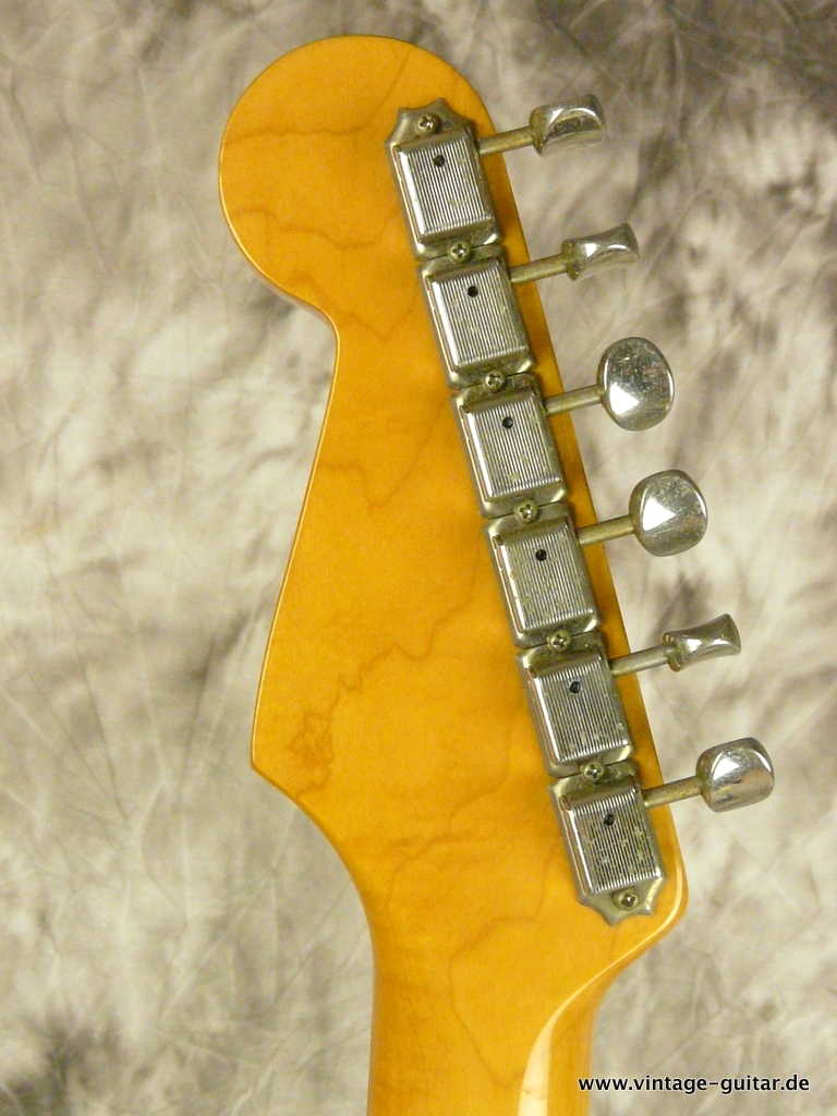 Fender-Stratocaster-hot_rod-red-007.JPG