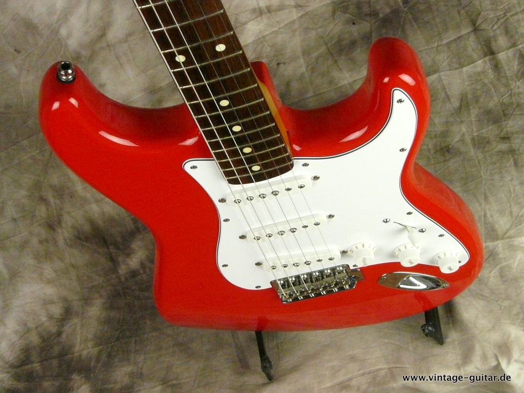 Fender-Stratocaster-hot_rod-red-009.JPG