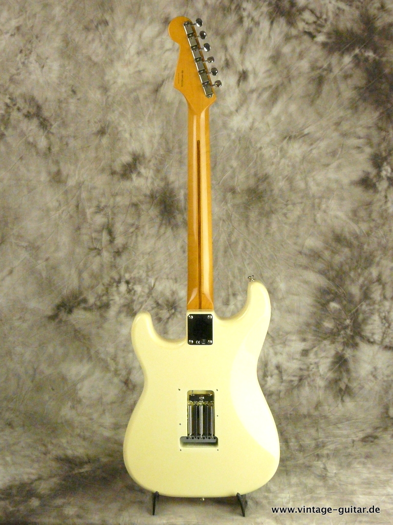 Fender-Stratocaster-Mexico-olympic_white-004.JPG