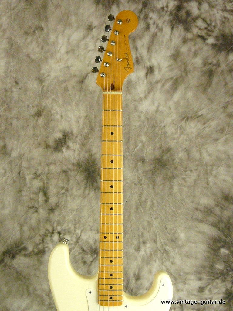 Fender-Stratocaster-Mexico-olympic_white-007.JPG