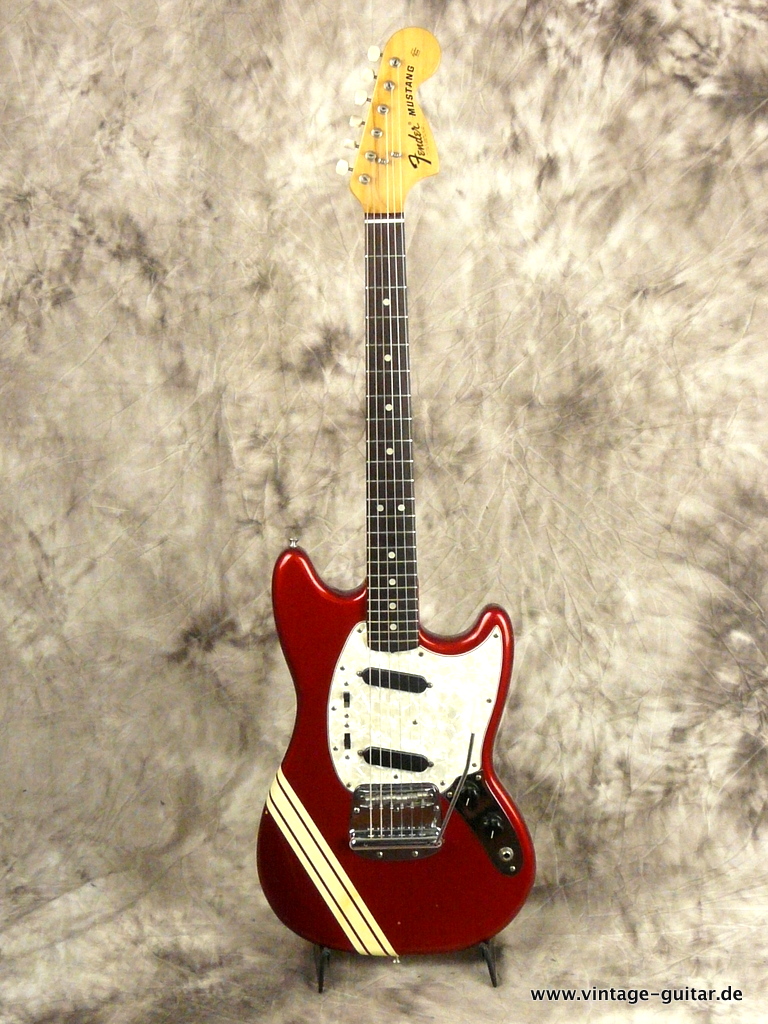 Fender-Mustang-Candy-Apple-Red-Competition-1973-001.JPG