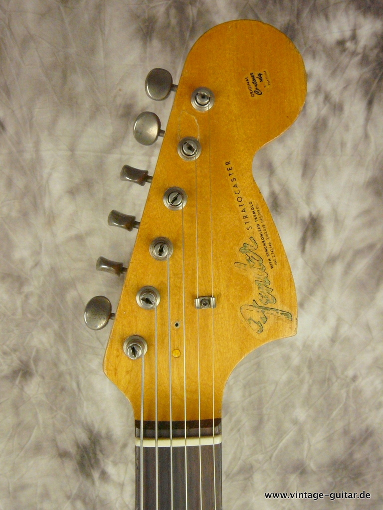 Fender-Stratocaster-1967-olympic-white-refinished-002.JPG