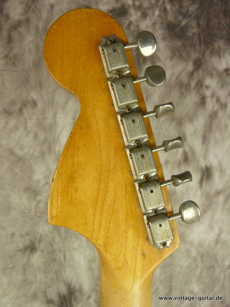 Fender-Stratocaster-1967-olympic-white-refinished-005.JPG