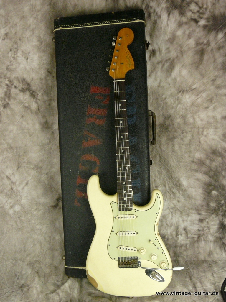 Fender-Stratocaster-1967-olympic-white-refinished-014.JPG