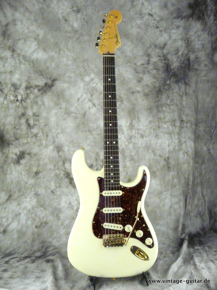 Fender-Stratocaster-Vintage-Deluxe-2002-olympic-white-001.JPG