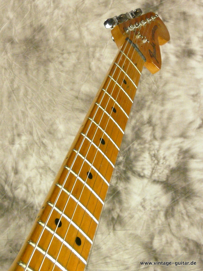 Fender_Stratocaster-1973-natural-008.JPG