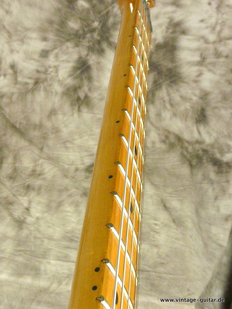 Fender_Stratocaster-1973-natural-010.JPG