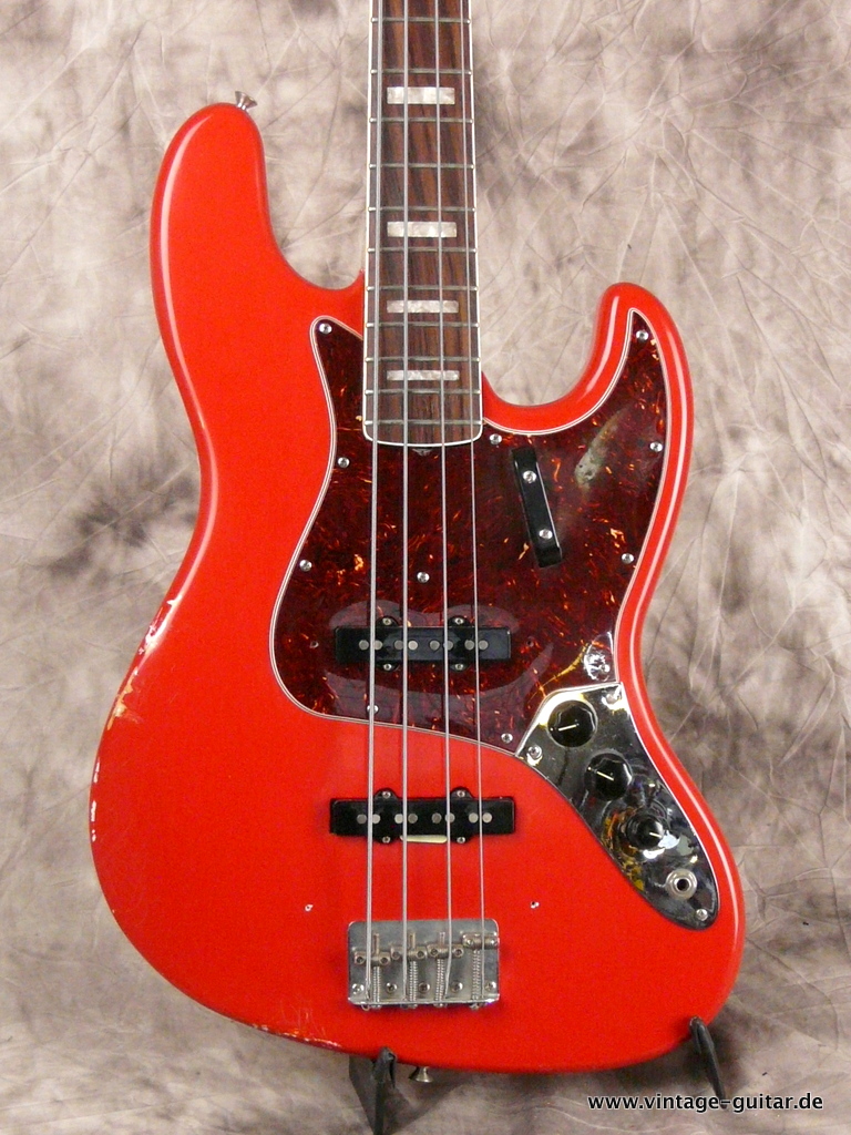 Fender_Jazz_Bass-1967-refin-dakota_red-002.JPG