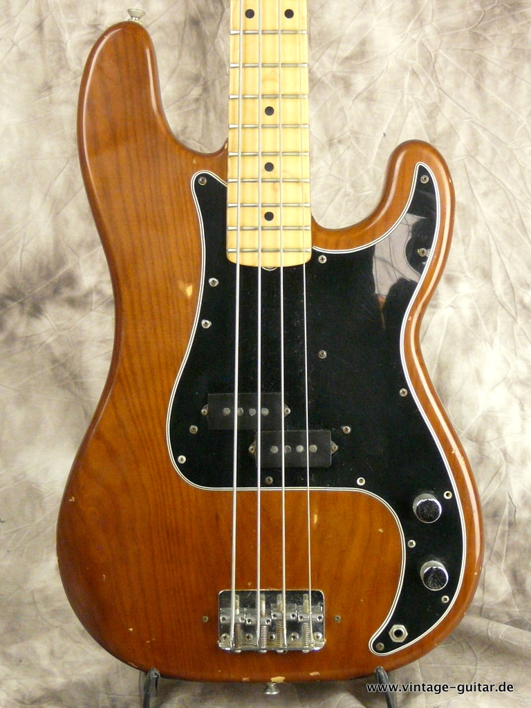 Fender_precision_bass-1976-mocha-002.JPG