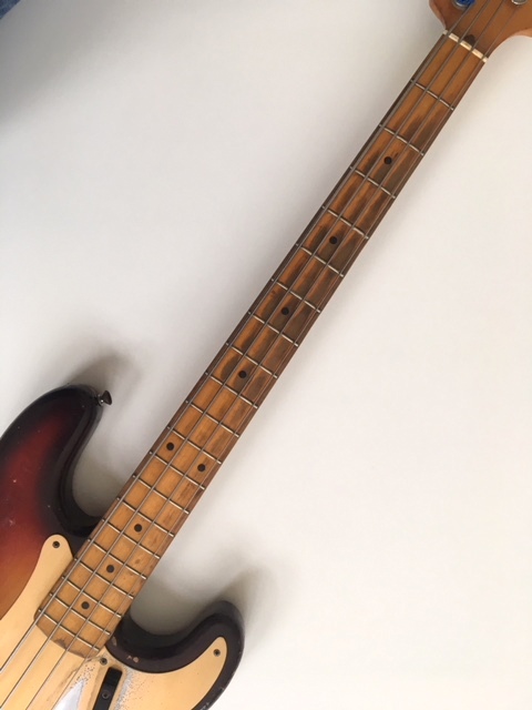 XXX-Fender_precision-Bass-1959-sunburst-002.jpg