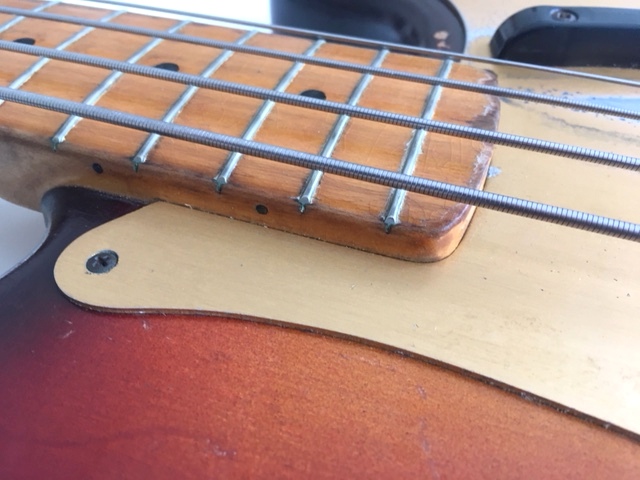 XXX-Fender_precision-Bass-1959-sunburst-007.JPG