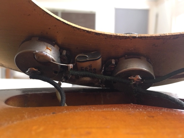 XXX-Fender_precision-Bass-1959-sunburst-013.JPG