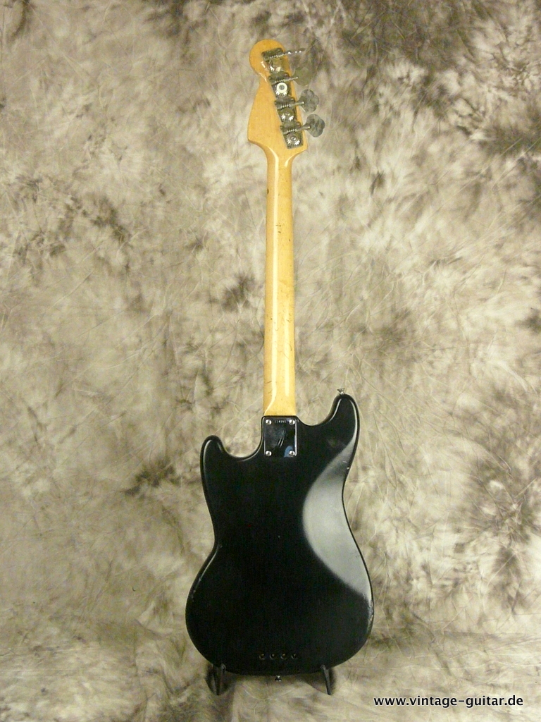 Fender_Mustang_Bass-1973-black-004.JPG