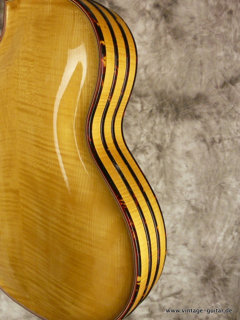 img/vintage/3059/Artur_Lang_Archtop_engraved_Headstock_1958-004.JPG