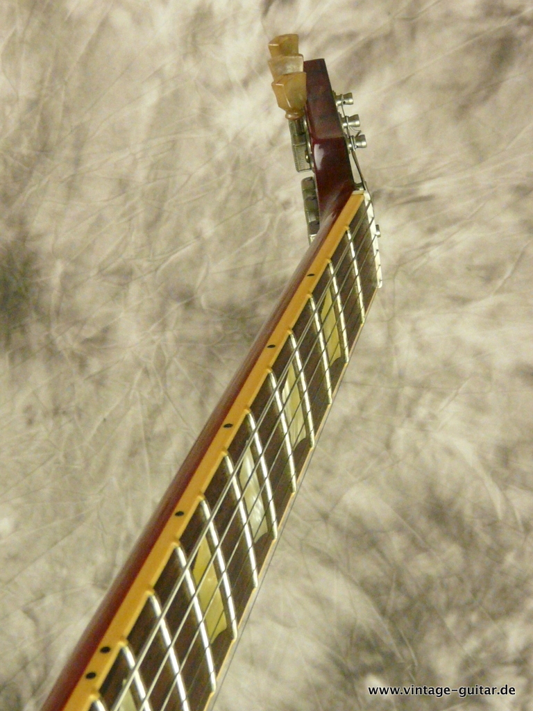 Gibson-SG-2007-cherry-009.JPG