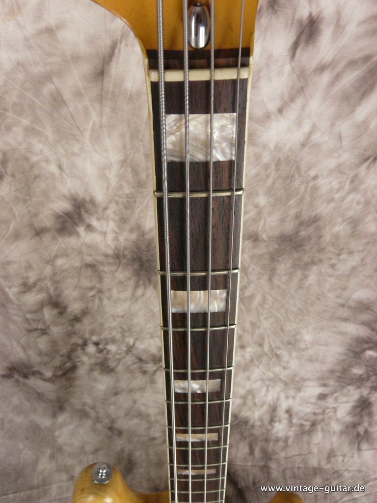 Fender-Jazz-Bass-1977-natural-007.JPG