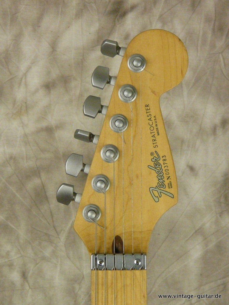 Fender-Stratocaster-Start-Plus-midnight-blue-1990-003.JPG