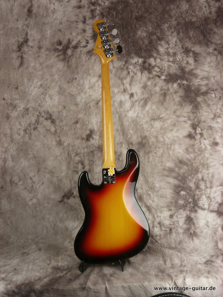 Fender-Jazz-Bass-1965-1966-sunburst-near-mint-003.JPG