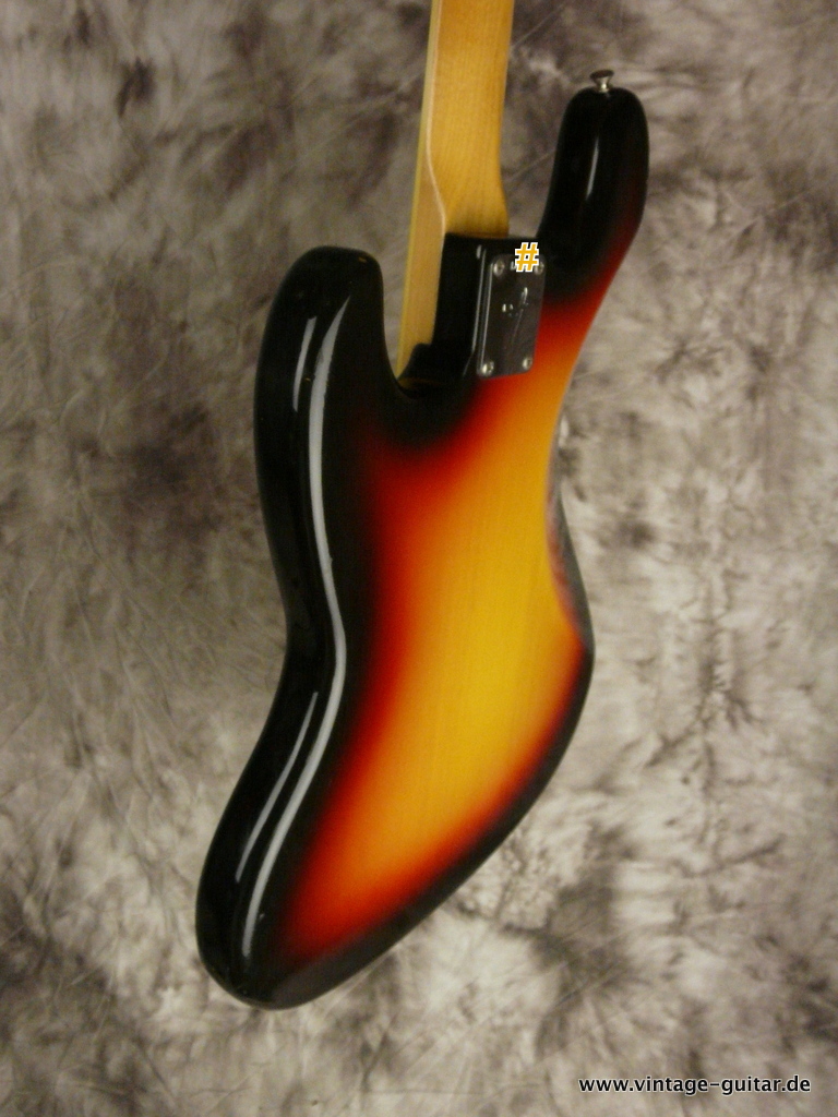 Fender-Jazz-Bass-1965-1966-sunburst-near-mint-005.JPG