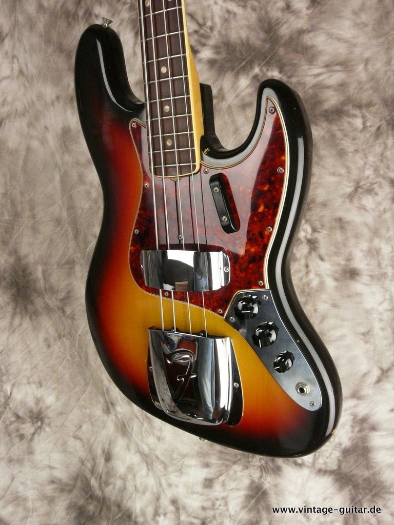 Fender-Jazz-Bass-1965-1966-sunburst-near-mint-008.JPG