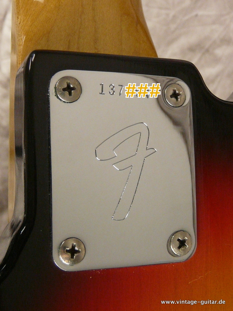 Fender-Jazz-Bass-1965-1966-sunburst-near-mint-013.JPG