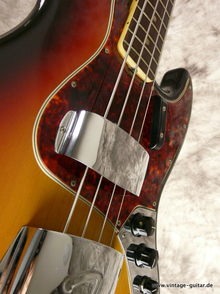 Fender-Jazz-Bass-1965-1966-sunburst-near-mint-016.JPG