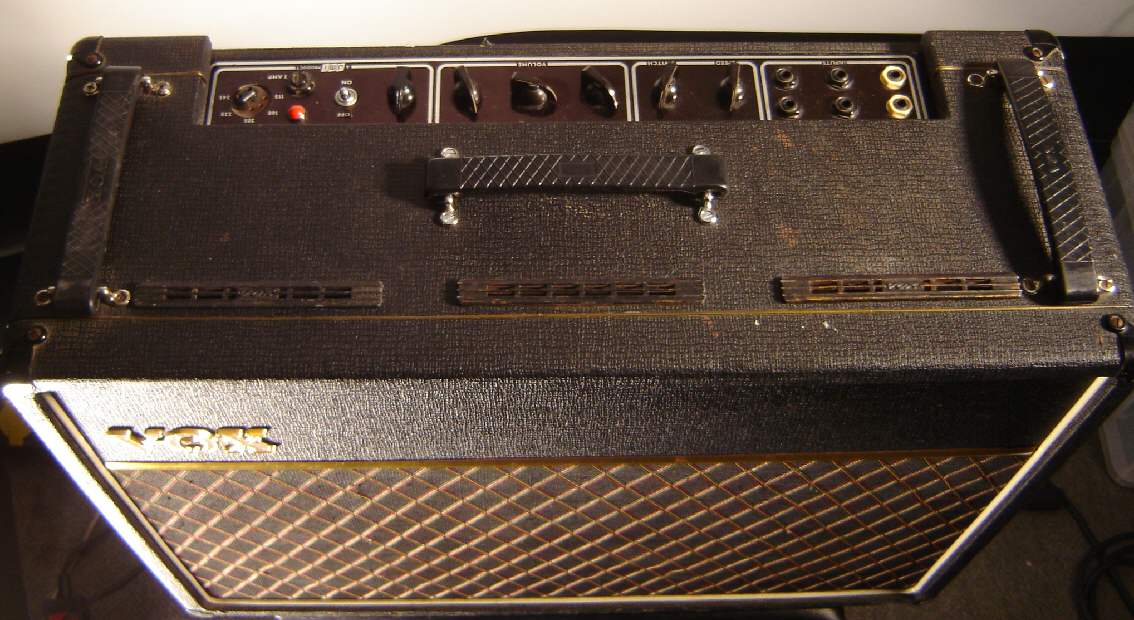 Vox-AC-30-3.jpg