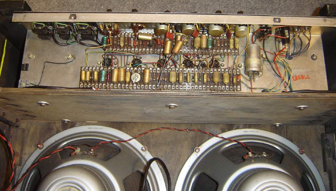 Vox-AC-30-4.jpg