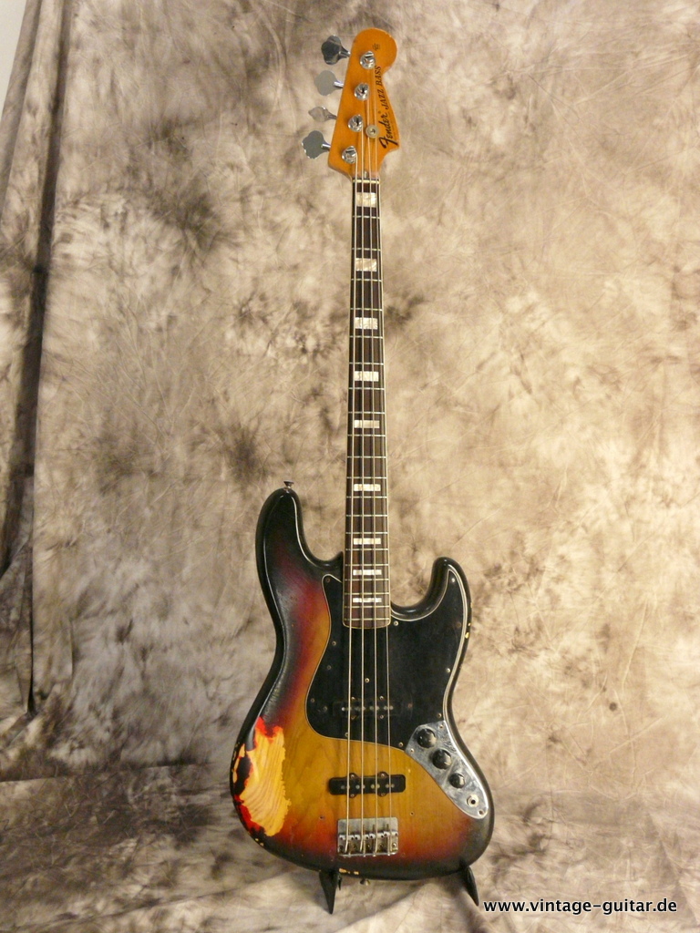 Fender_Jazz-Bass_1976-sunburst-001.JPG