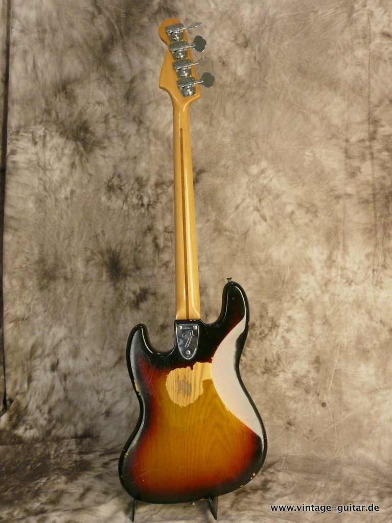 Fender_Jazz-Bass_1976-sunburst-003.JPG