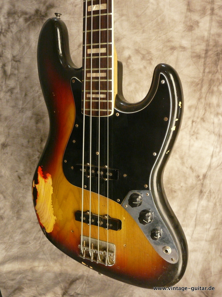 Fender_Jazz-Bass_1976-sunburst-008.JPG