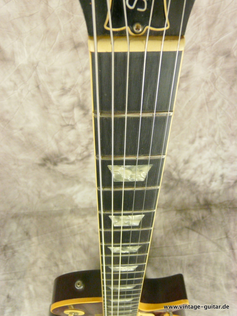 Gibson-Les-Paul-Standard-1981-cherry-009.JPG