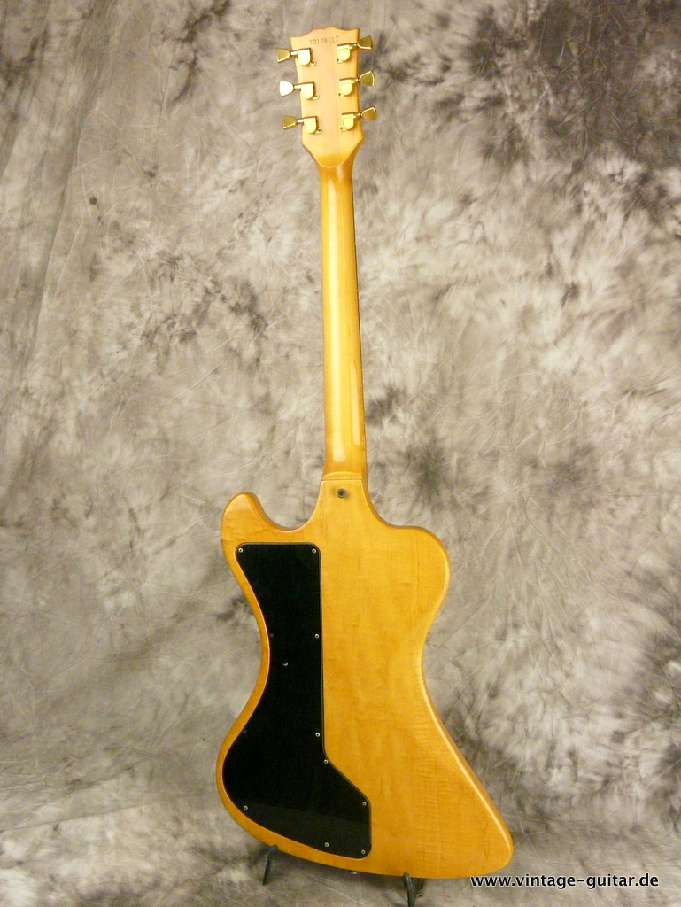 Gibson-RD-Artist-1978-natural-moog-electronics-003.JPG