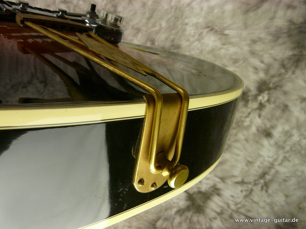 Levin-Jazz-Guitar-315-sunburst-mint-1961-016.JPG