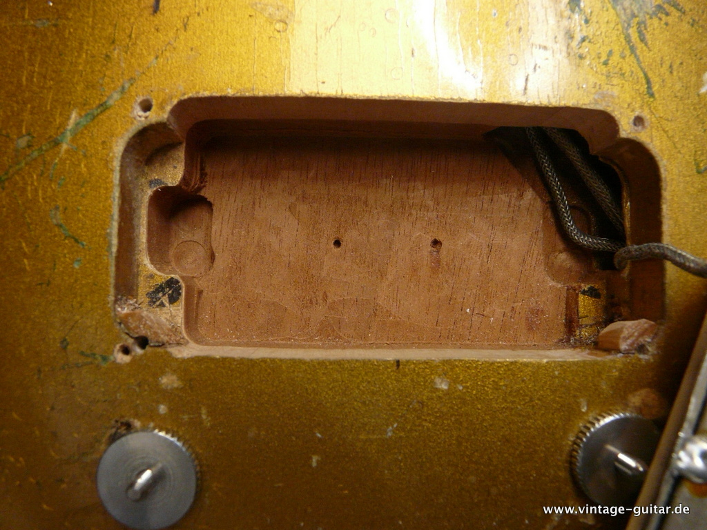 Gibson-Les-Paul-1952-Goldtop-converted-014.JPG